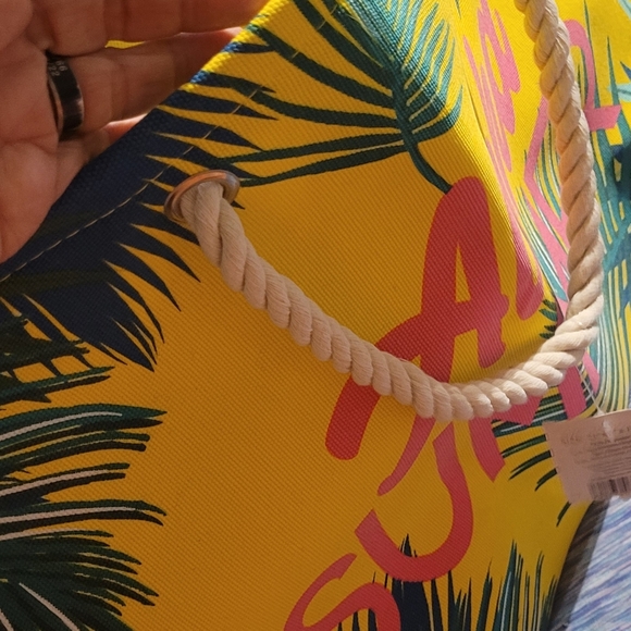 NWT HAWAII BEACH BAG - Picture 3 of 7